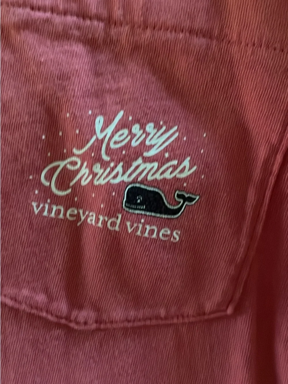 Vineyard Vines Coral Pocket Tee with Whale Holiday Print